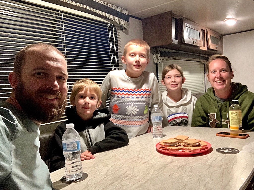 89690114-5BC9-4D2A-8791-65E0178C15DE